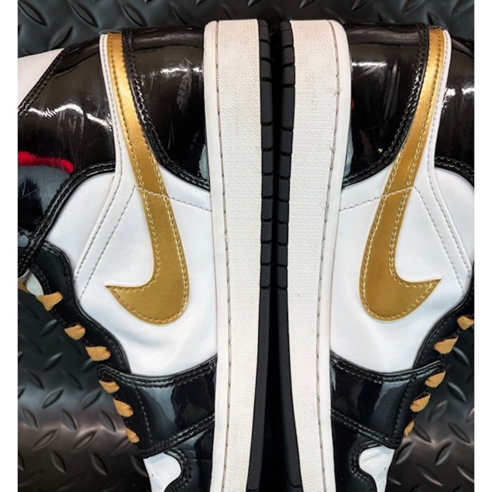 Jordan 1 Mid Patent Black White Gold 852542-007 Mens Sneakers size 11 - Picture 7 of 9